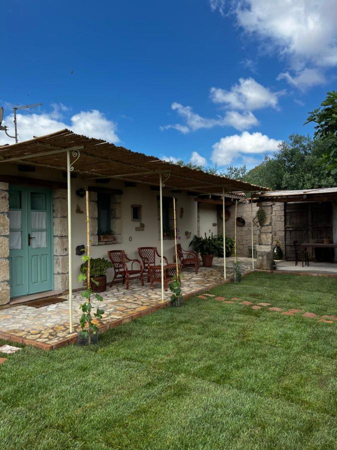 Gasthaus Graziosa Stanza Campidanese Su Segundu Oristano Exterior foto